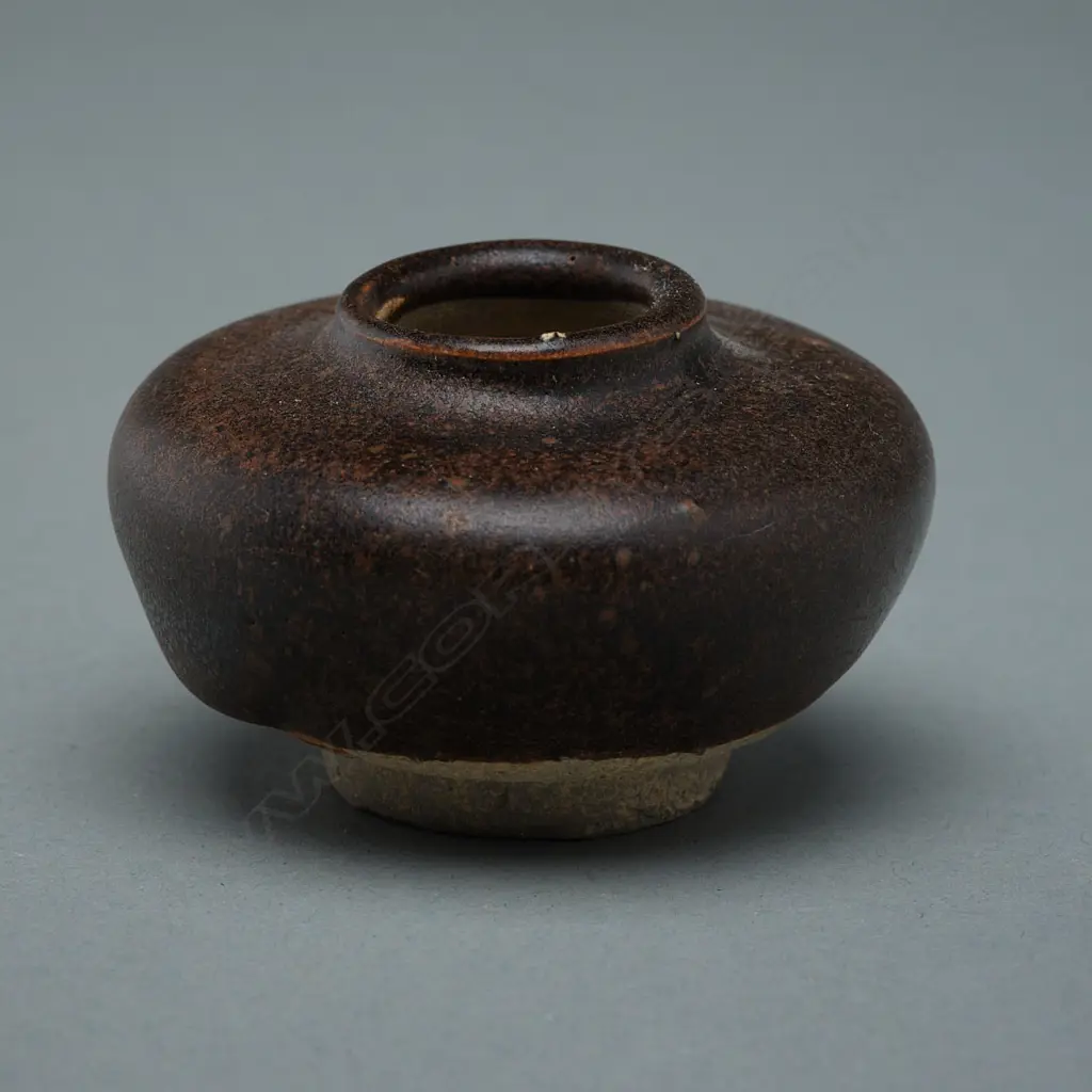 Stoneware jarlet – Sawankhalok - c.15thC, Image 1++
